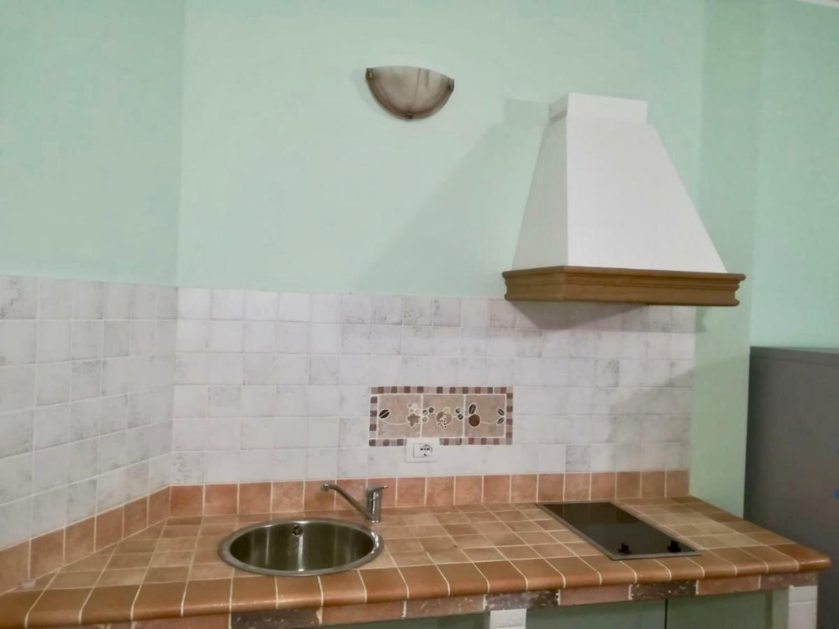 Sa Corti Antiga Apartment Sant'Antioco Luaran gambar